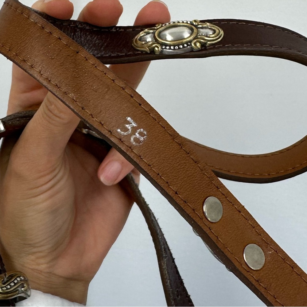 ⛔️SOLD⛔️Vintage Mixed Metal Two Tone Brown Leather Western Narrow Belt Adjustabl - Picture 8 of 9